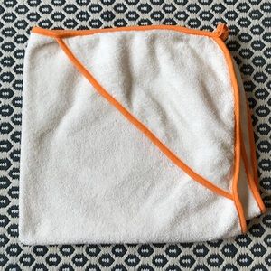 Giggle Better Basics Hooded Towel
